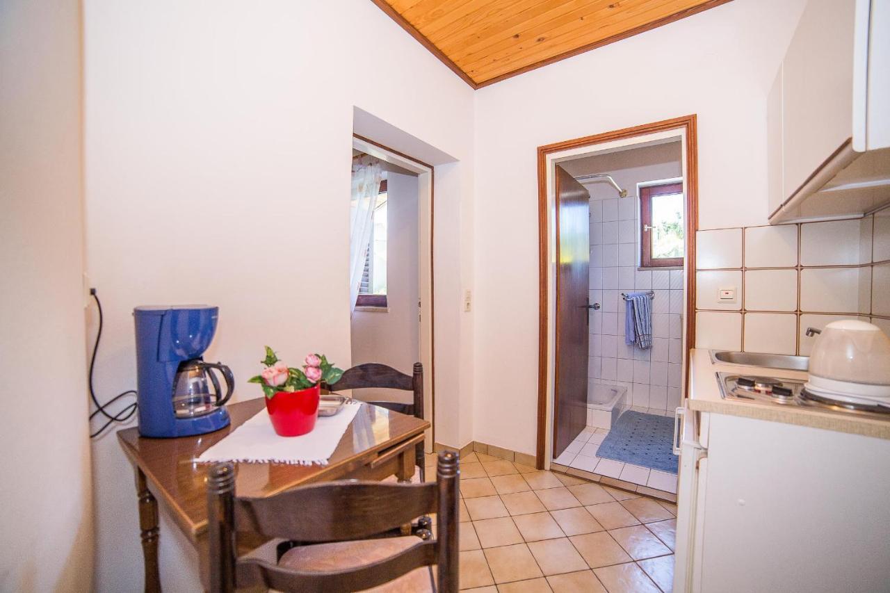 Apartments Pahljina Palit Ngoại thất bức ảnh